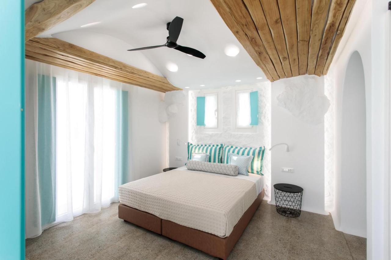 Majo Suites Hotel Agia Anna  Ngoại thất bức ảnh