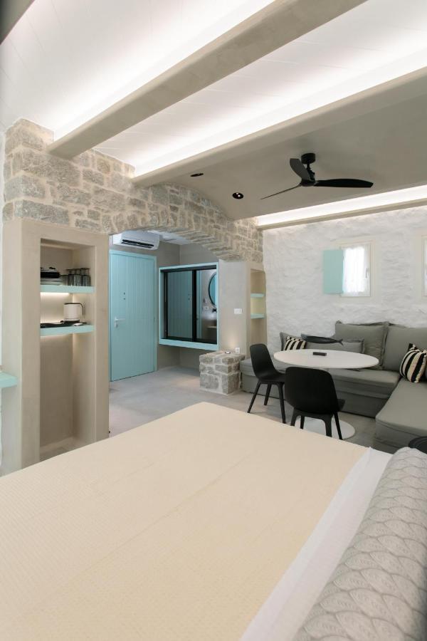 Majo Suites Hotel Agia Anna  Ngoại thất bức ảnh