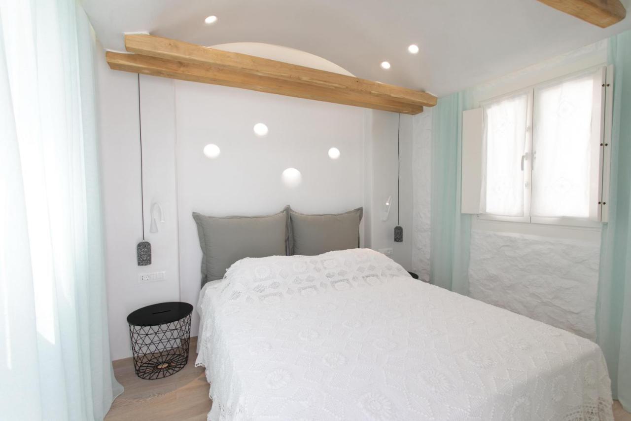 Majo Suites Hotel Agia Anna  Ngoại thất bức ảnh