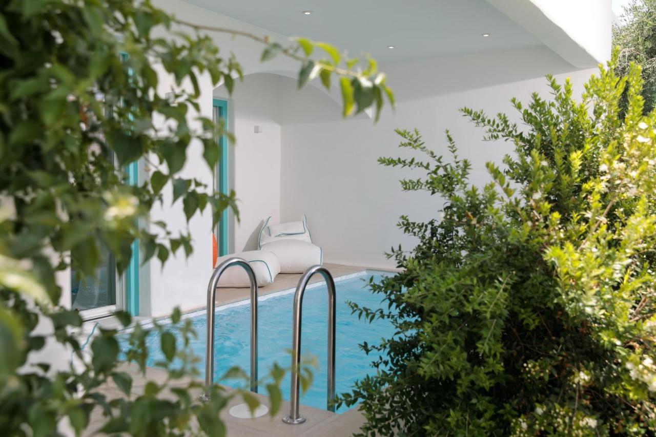 Majo Suites Hotel Agia Anna  Ngoại thất bức ảnh