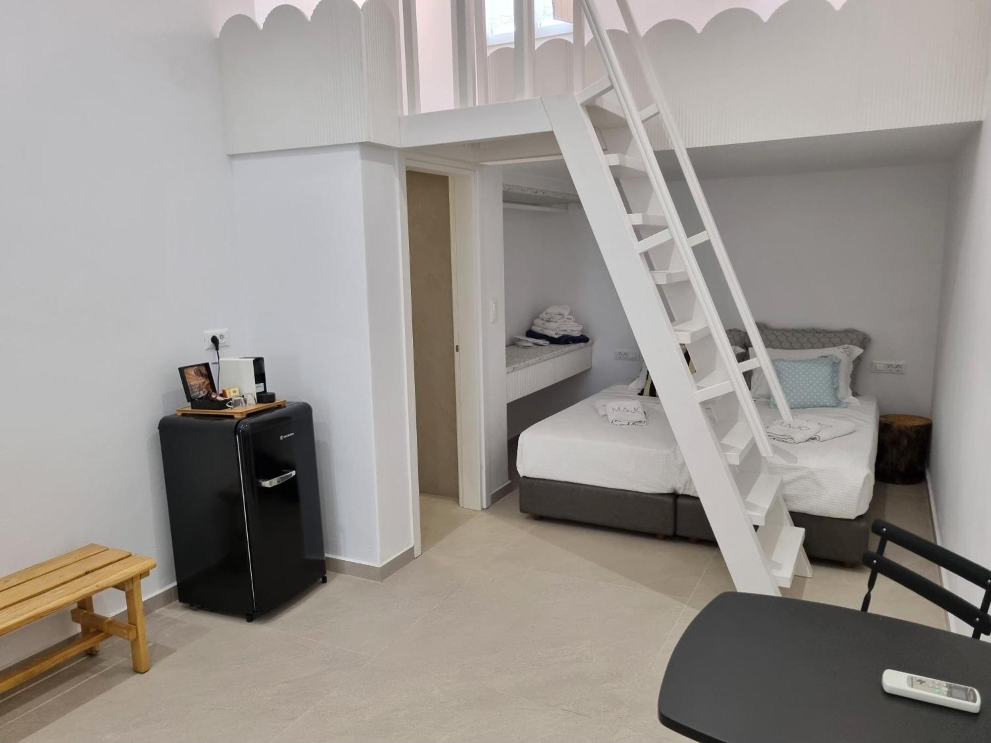 Majo Suites Hotel Agia Anna  Ngoại thất bức ảnh
